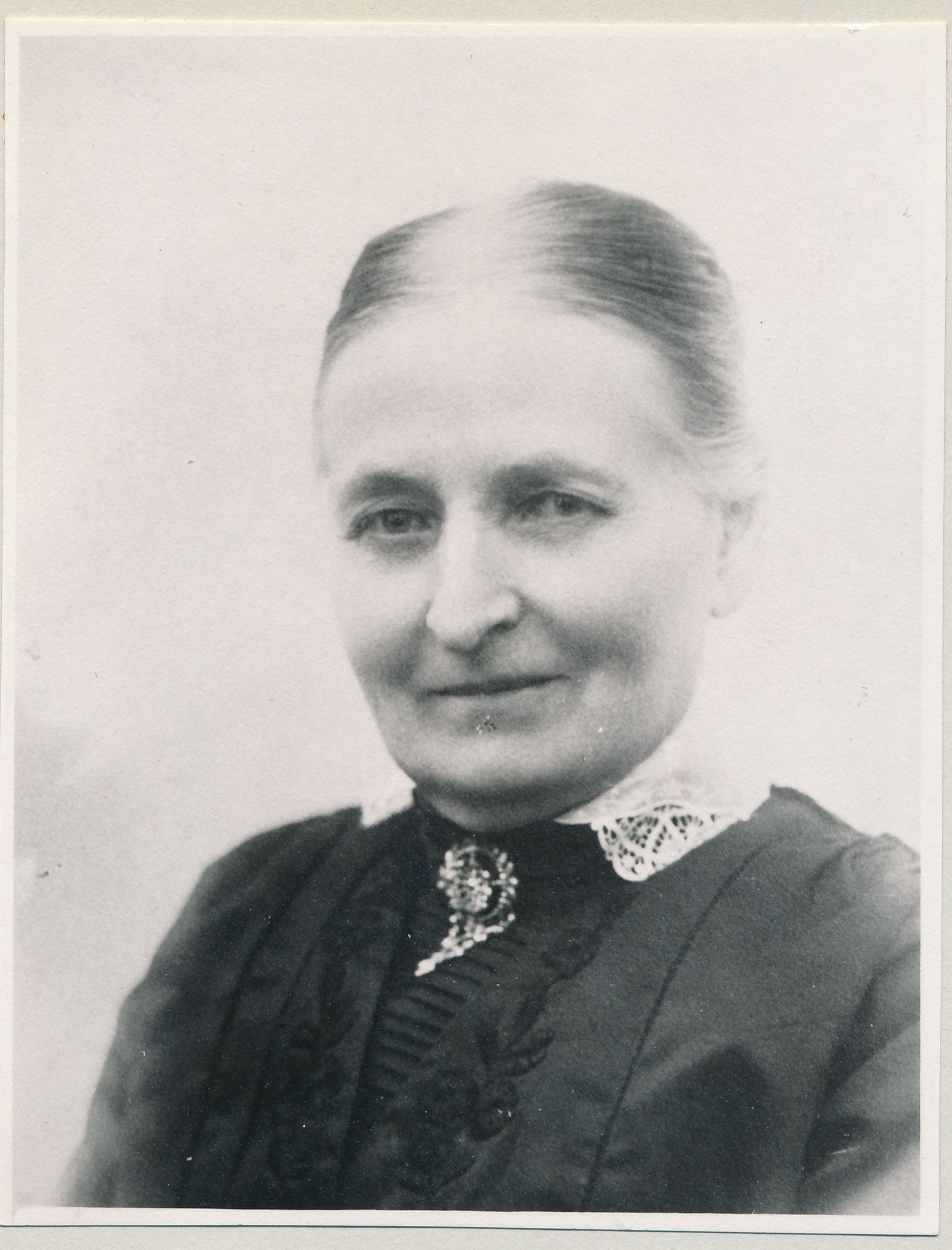 Eufrosyna Syna Larsson gift m. Anton Sellin 1856 1940